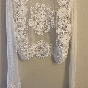 White shear long sleeve blouse